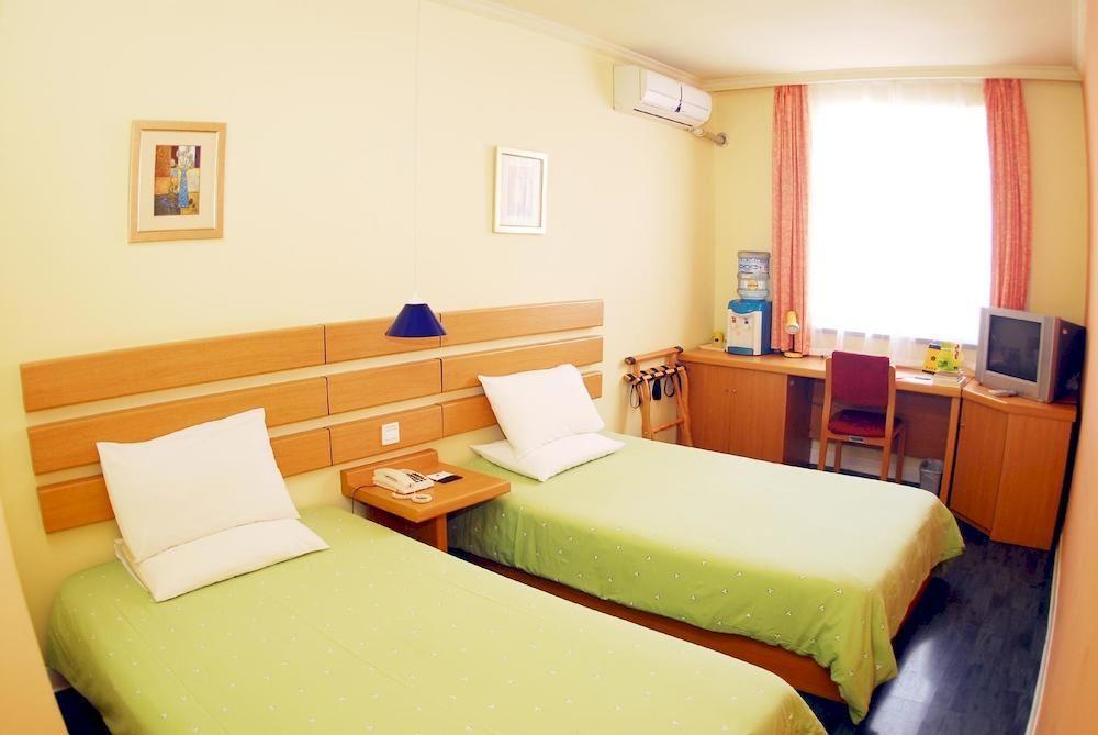 Home Inn Guangzhou Guangdong University Of Foreign Studies Baiyun Avenue Buitenkant foto