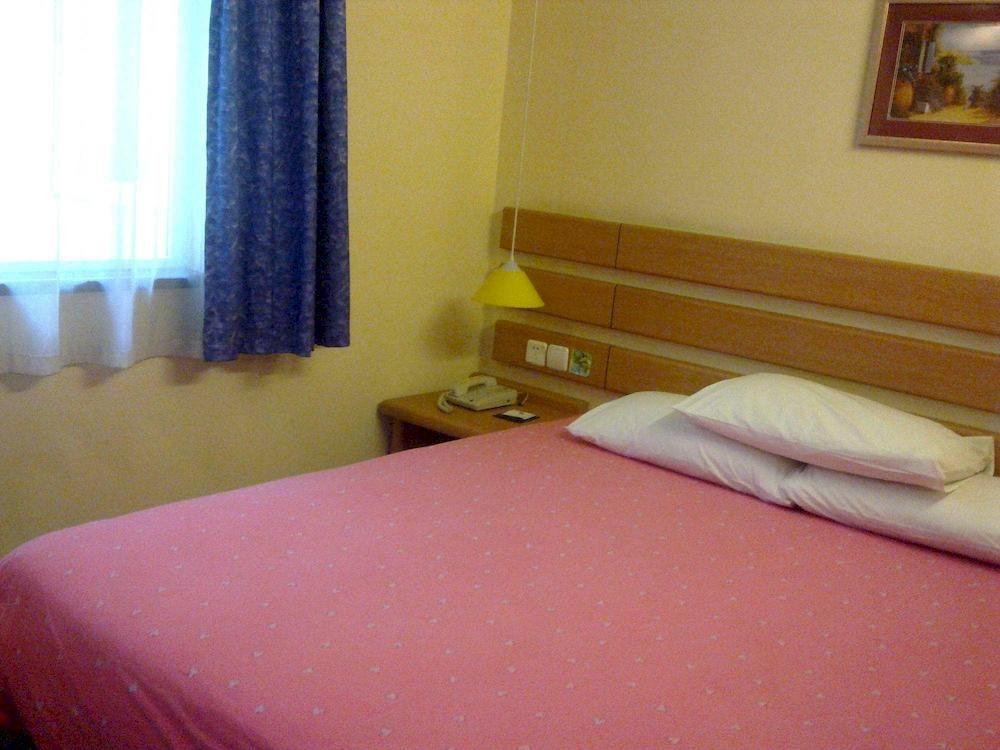 Home Inn Guangzhou Guangdong University Of Foreign Studies Baiyun Avenue Buitenkant foto