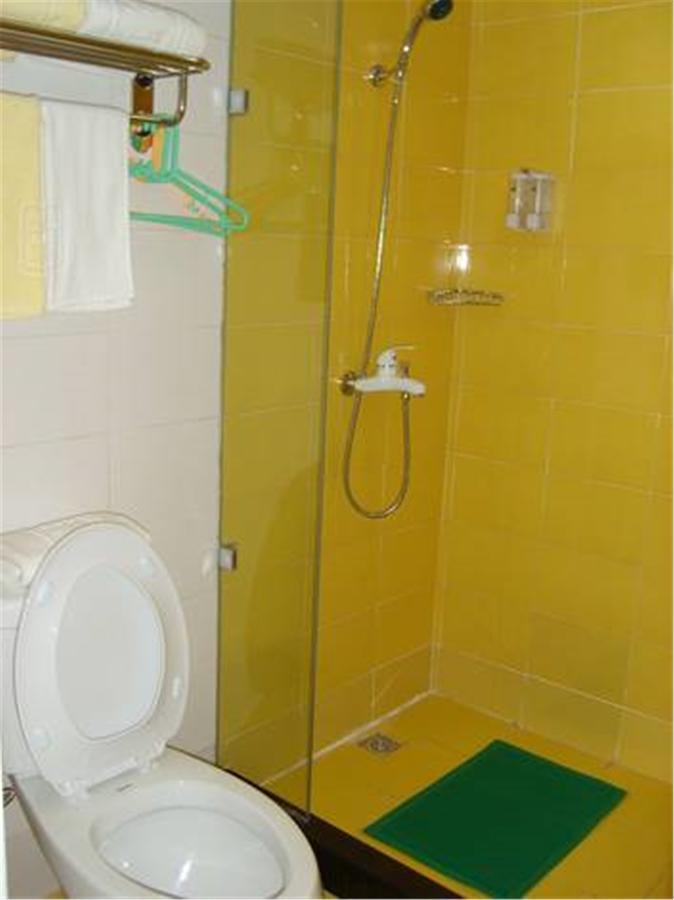 Home Inn Guangzhou Guangdong University Of Foreign Studies Baiyun Avenue Buitenkant foto